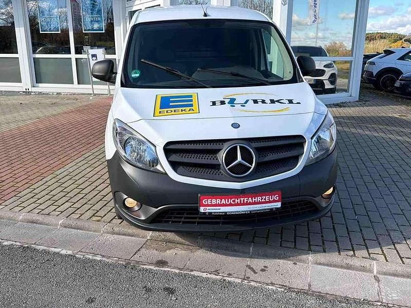 Gebraucht Mercedes Citan 112 114 PS (83 kW) 2017 Arktikweiss Kleinwagen