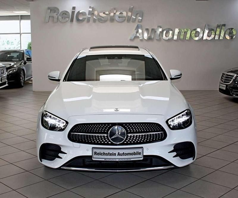 Gebraucht Mercedes E220 AMG 194 PS (142 kW) 2020 Weiß Kombi