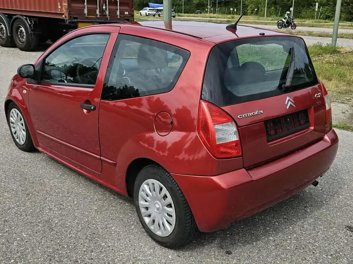 Gebraucht Citroën C2 VTR Sport 60 PS (44 kW) 2009 Rot Kleinwagen