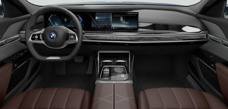 Gebraucht BMW 750e Comfort Edition 489 PS (359 kW) 2025 Blau Limousine