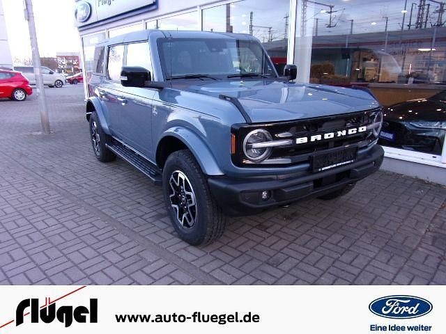 Neu Ford Bronco Outer Banks 334 PS (245 kW) 2025 Hellblau SUV