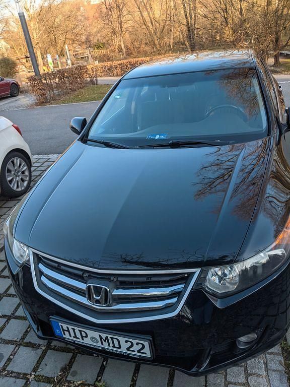 Gebraucht Honda Accord Executive 156 PS (114 kW) 2011 Schwarz Limousine