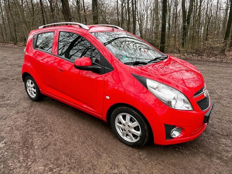 Gebraucht Chevrolet Spark 82 PS (60 kW) 2012 Rot Kleinwagen