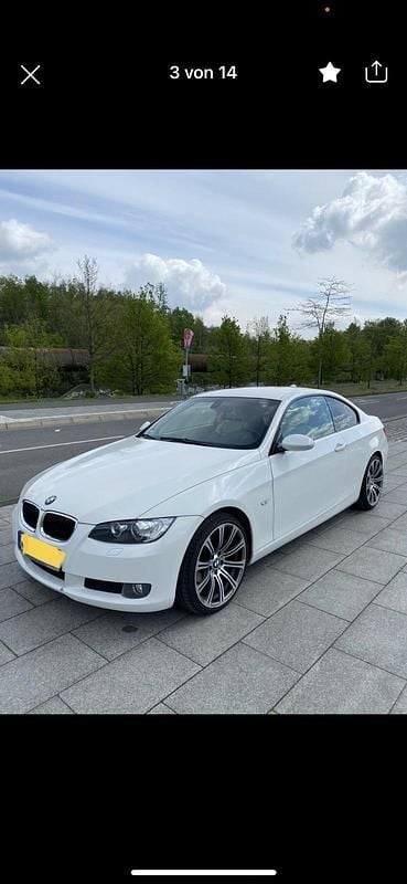 Weiß Gebraucht 2008 BMW 320 Coupé | 6.500 € (Fairer Preis) - Bild 1/4