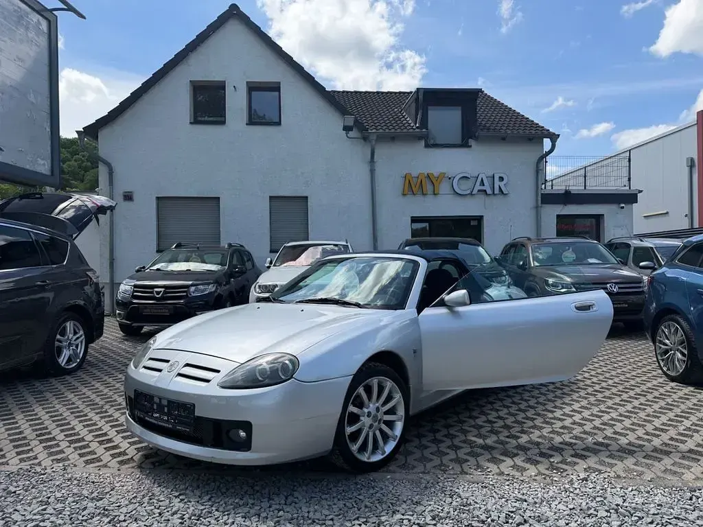 Gebraucht MG TF 136 PS (100 kW) 2004 Silber Cabrio