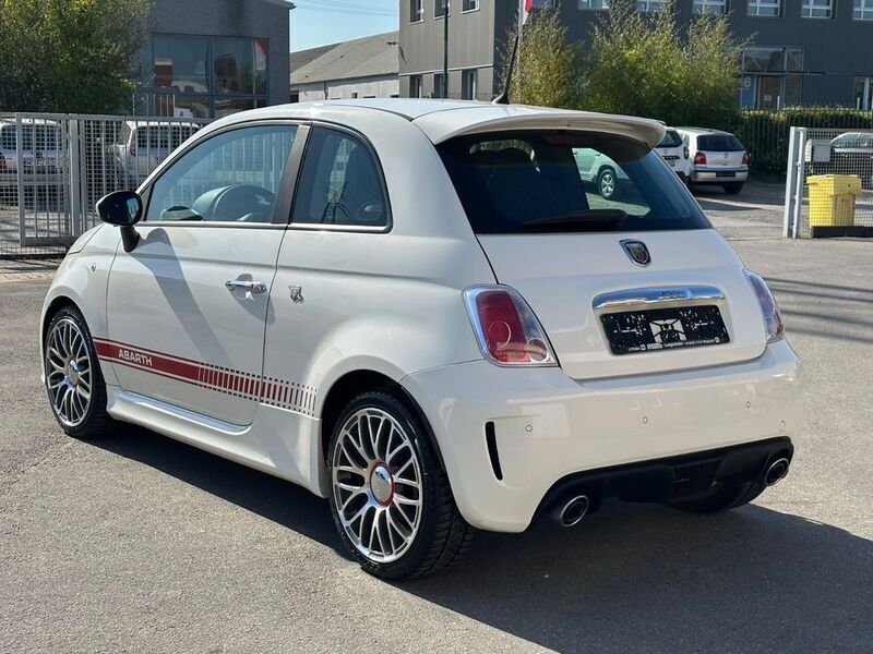 Weiß Gebraucht 2012 Abarth 500 Kleinwagen | 7.990 € (Fairer Preis) - Bild 1/4