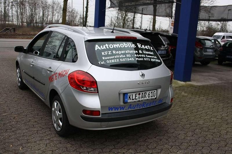 Gebraucht Renault Clio GrandTour 75 PS (55 kW) 2008 Platingrau Kombi