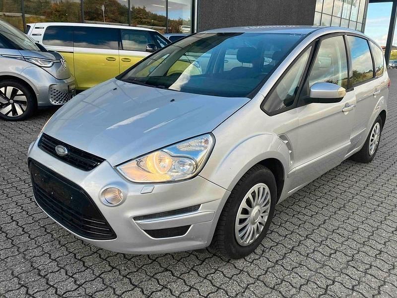 Silber Gebraucht 2011 Ford S-MAX Trend Van / Kleinbus | 2.750 € (Superpreis) - Bild 1/4