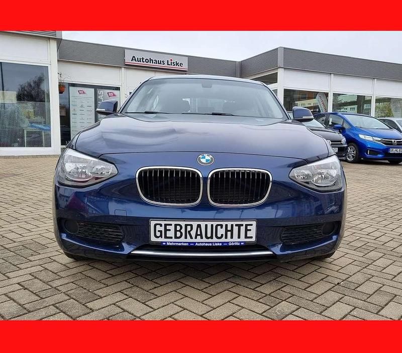 Blau Gebraucht 2014 BMW 114 Sport Line Kleinwagen | 10.990 € (Teuer) - Bild 1/4
