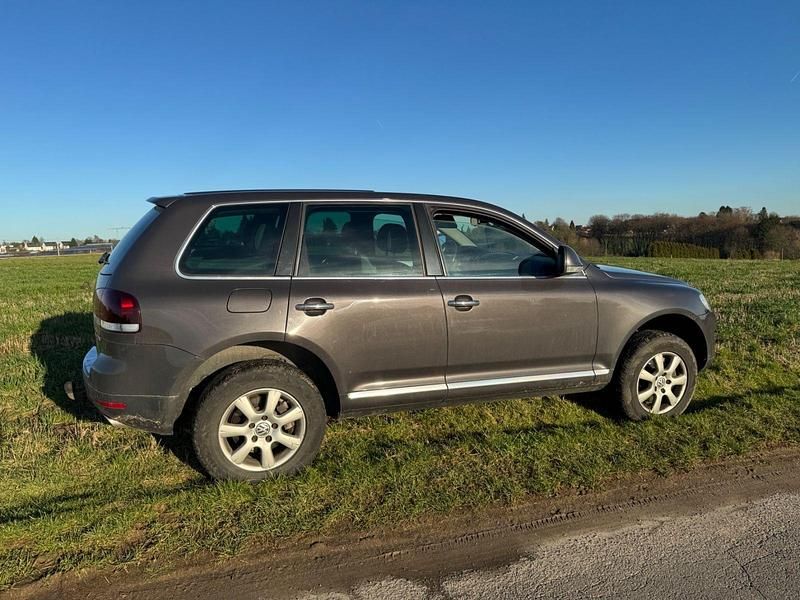Gebraucht VW Touareg 240 PS (176 kW) 2007 Grau SUV