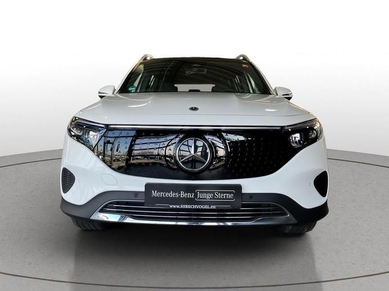 Gebraucht Mercedes EQB300 Progressive 167 kW (228 PS) 2024 Unilack polarweiß SUV