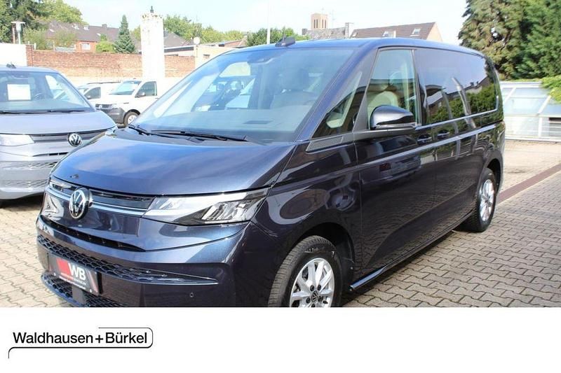Blau Gebraucht 2024 VW Multivan Life Van | 51.950 € (Fairer Preis) - Bild 1/4
