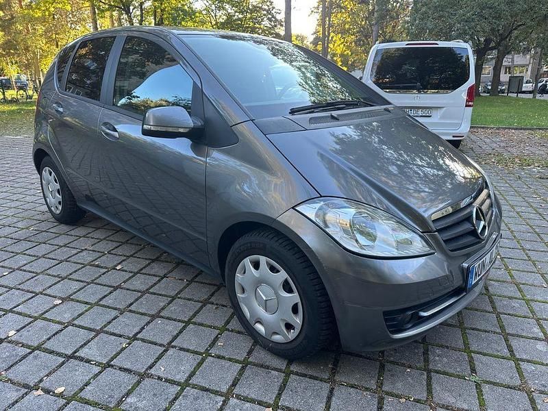 Grau Gebraucht 2008 Mercedes A170 Limousine | 3.499 € (Guter Preis) - Bild 1/4