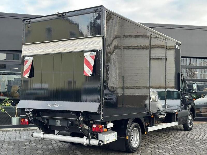 Gebraucht Mercedes Sprinter 190 PS (139 kW) 2021 Schwarz Van