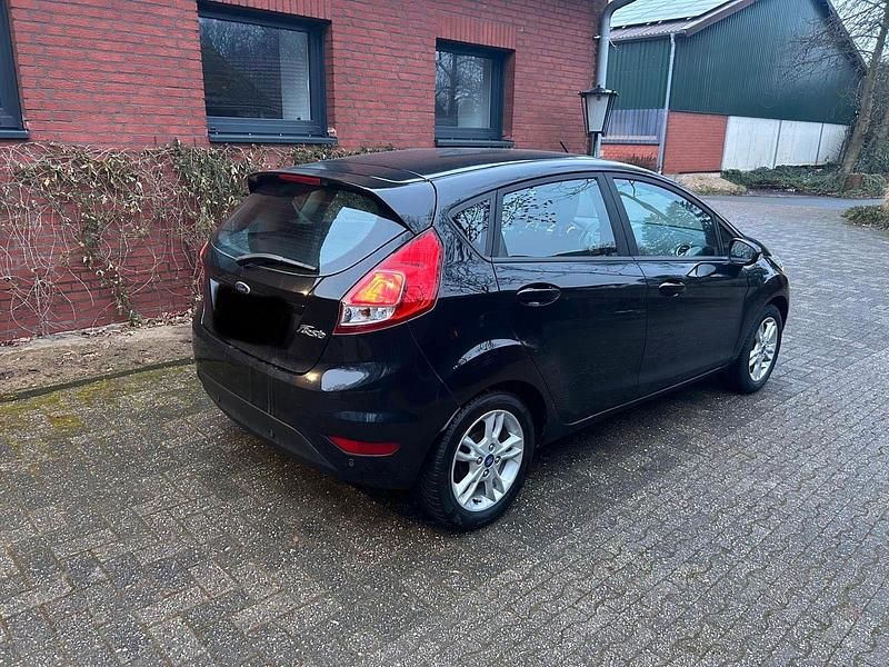 Gebraucht Ford Fiesta SYNC Edition 80 PS (58 kW) 2016 Schwarz Limousine