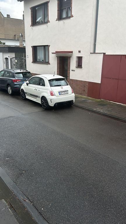 Weiß Gebraucht 2011 Fiat 500 Abarth Kleinwagen | 10.500 € (Guter Preis) - Bild 1/4