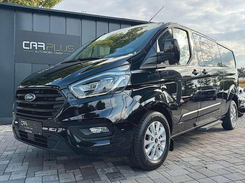 Schwarz Gebraucht 2018 Ford Transit Custom Trend Van / Kleinbus | 28.990 € (Etwas zu teuer) - Bild 1/3