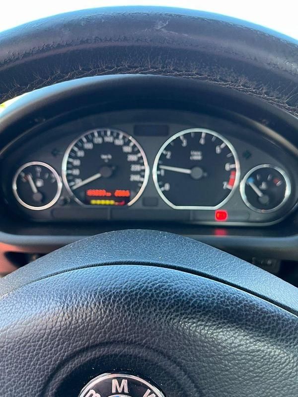 Gebraucht BMW Z3 150 PS (110 kW) 2000 Rot Cabrio