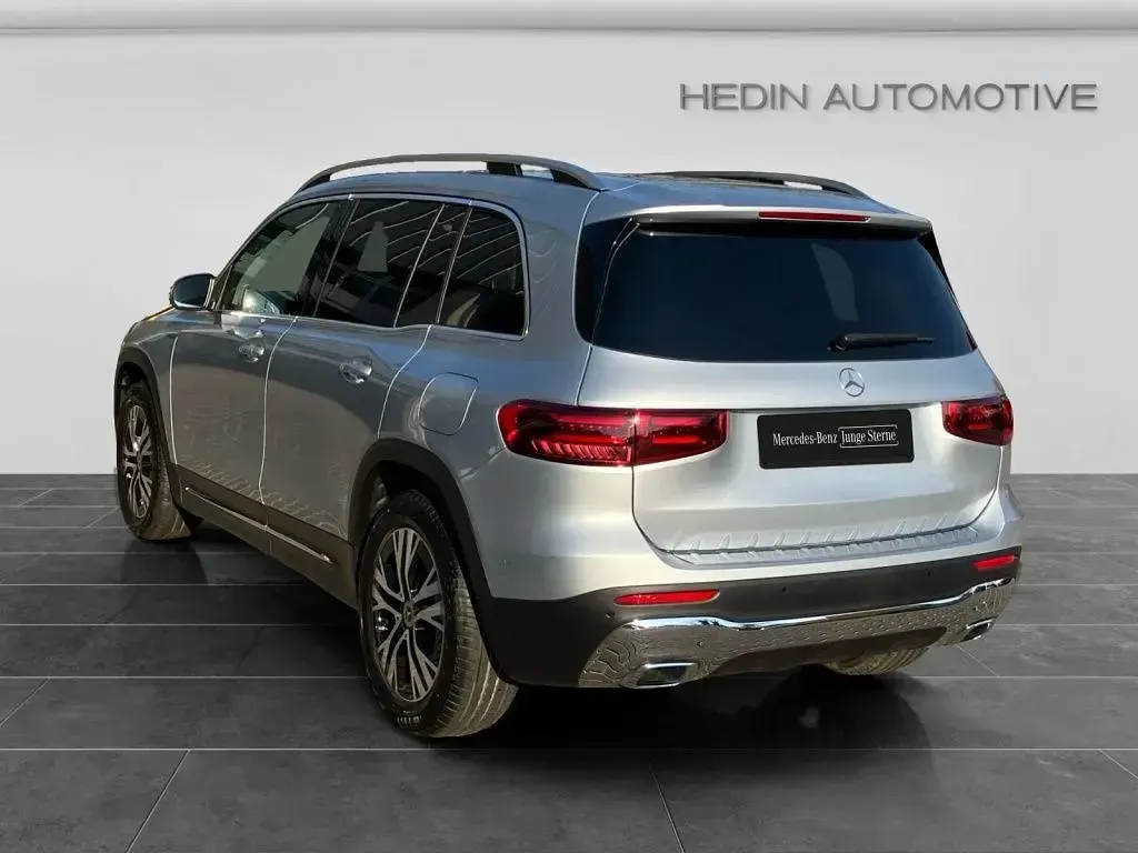 Gebraucht Mercedes GLB250 Progressive 224 PS (164 kW) 2025 Silber SUV