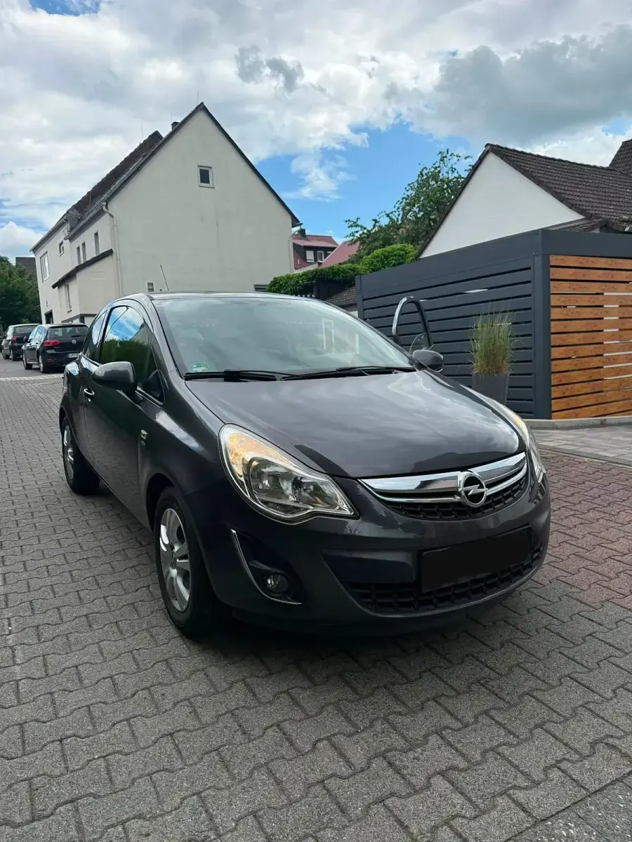 Gebraucht Opel Corsa 69 PS (50 kW) 2011 Grau Kleinwagen