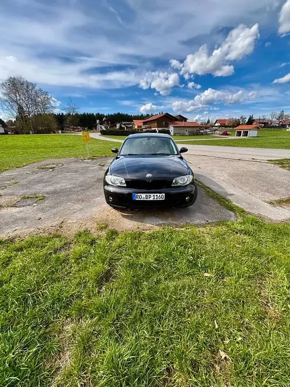 Second-hand BMW 116 116 CP (85 kW) 2004 Negru Hatchback