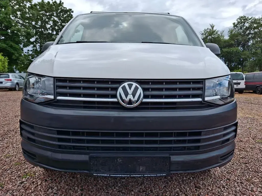 Gebraucht VW Transporter 102 PS (75 kW) 2018 Weiß Van
