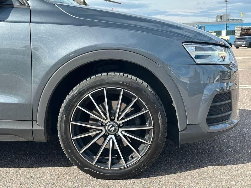 Gebraucht Audi Q3 Comfort 150 PS (110 kW) 2016 Grau SUV