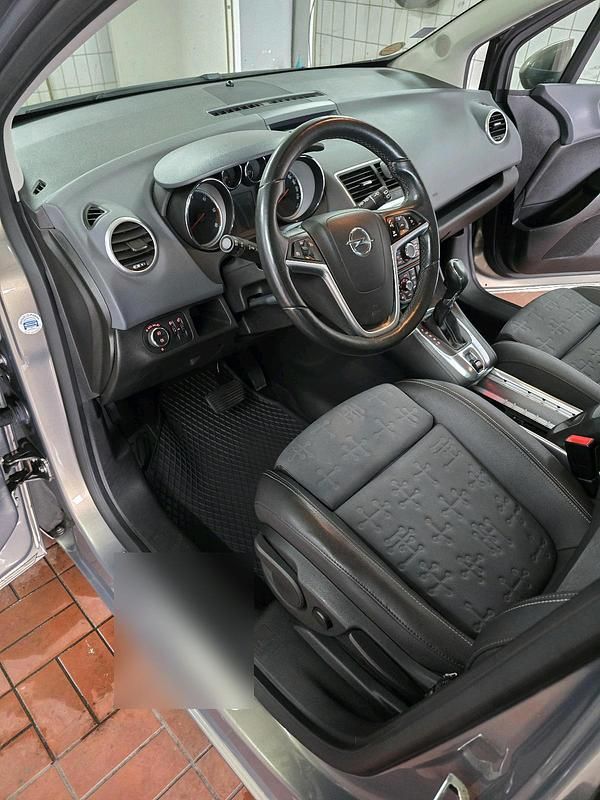 Usata Opel Meriva 101 CV (74 kW) 2011 Grigio Monovolume
