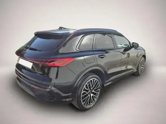 Neu Audi Q5 S-Line 204 PS (150 kW) 2025 Manufacturer SUV