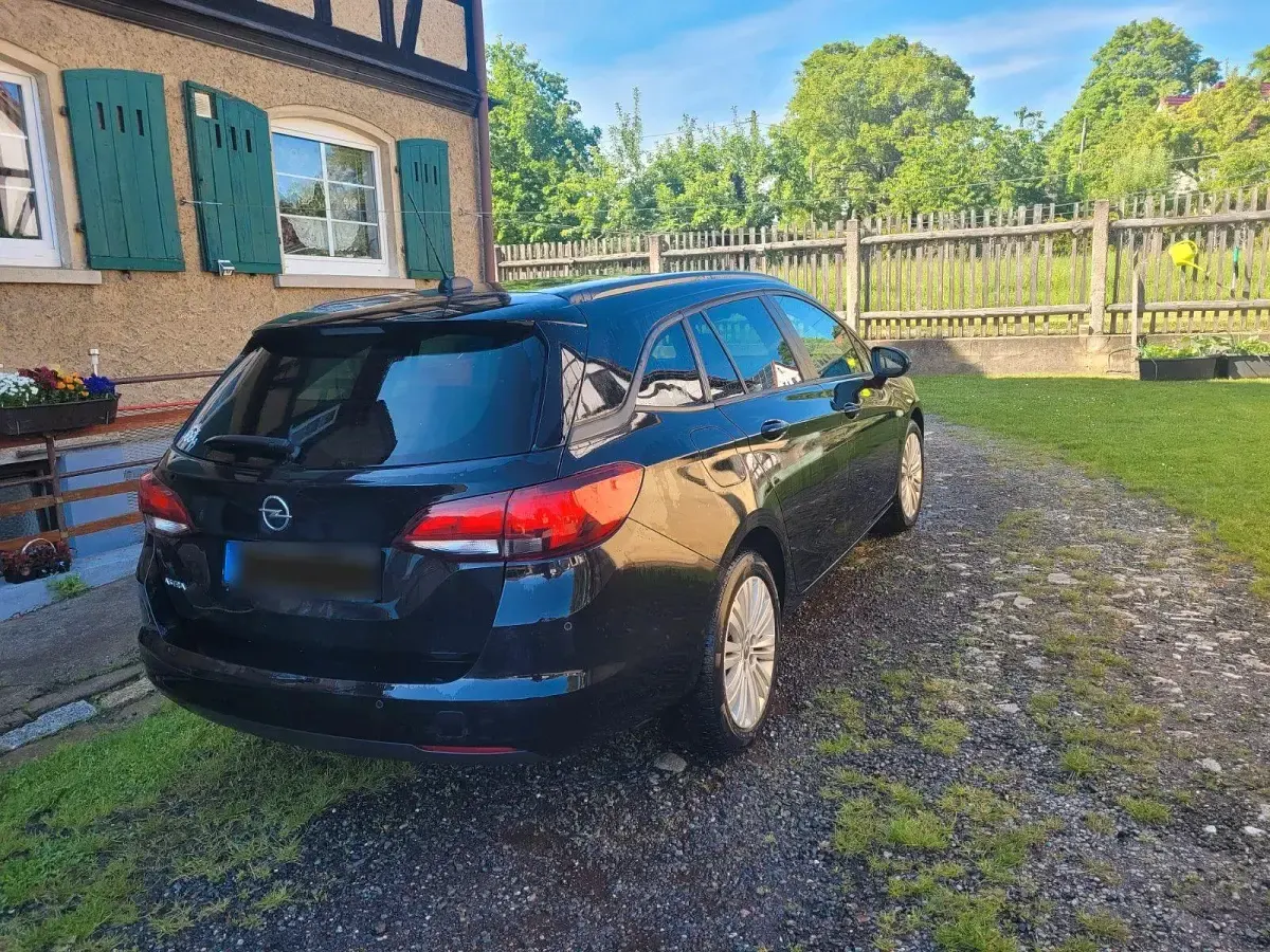 Gebraucht Opel Astra Business Edition 105 PS (77 kW) 2019 Schwarz Kombi
