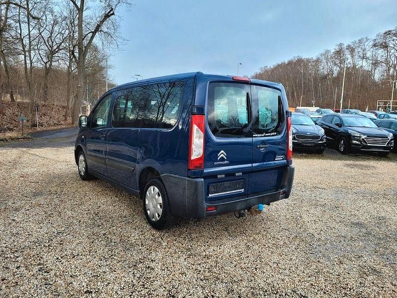 Gebraucht Citroën Jumpy 128 PS (94 kW) 2013 Blau Van / Kleinbus