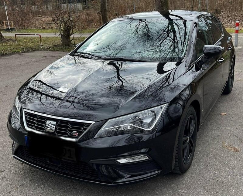 Schwarz Gebraucht 2017 Seat Leon FR Limousine | 10.900 € (Fairer Preis) - Bild 1/4