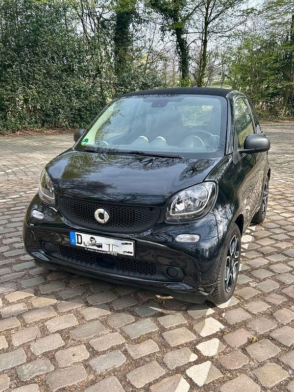 Gebraucht Smart ForTwo Electric Drive 60 kW (82 PS) 2018 Schwarz Coupé