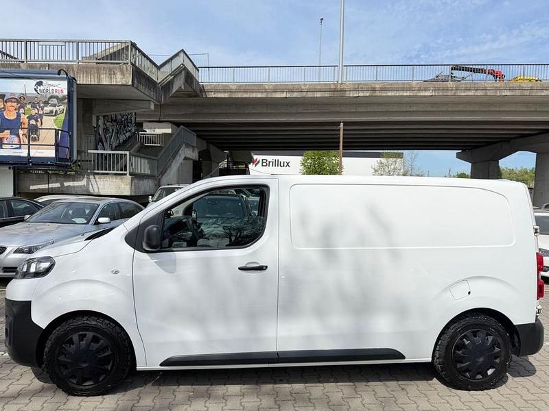 Używany Citroën Jumpy 102 KM (75 kW) 2020 Biały Minivan
