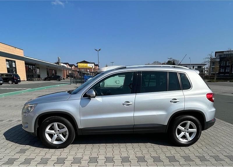 Gebraucht VW Tiguan 150 PS (110 kW) 2008 Silber SUV