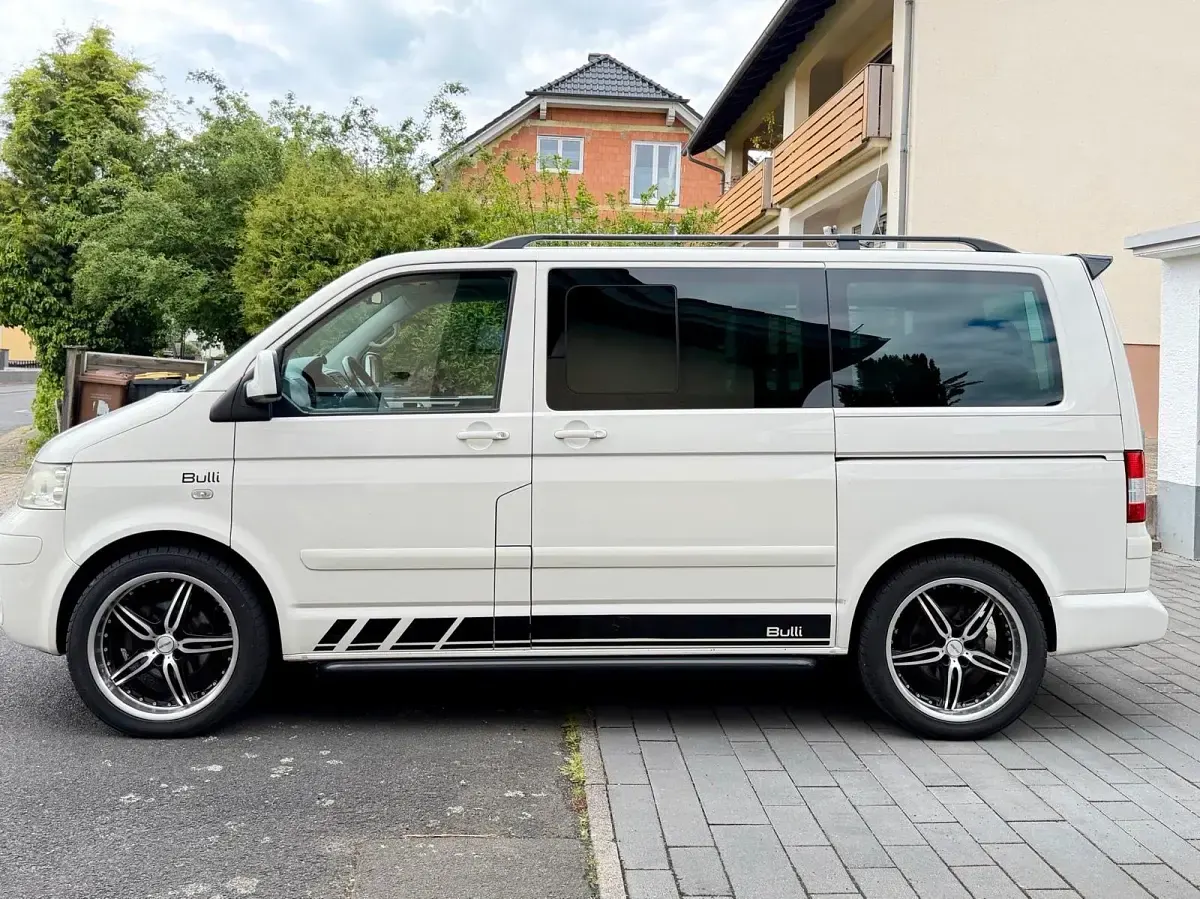 Gebraucht VW Multivan Highline 174 PS (127 kW) 2007 Weiß Van / Kleinbus