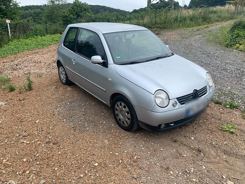 Silber Gebraucht 2005 VW Lupo Kleinwagen | 639 € (Guter Preis) - Bild 1/4
