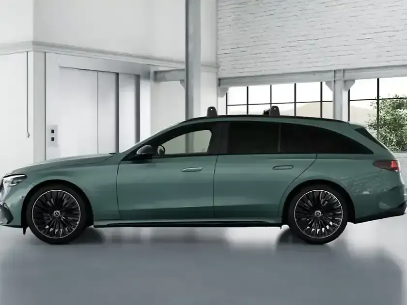 Usata Mercedes E450 AMG 367 CV (269 kW) 2025 Verde Station wagon