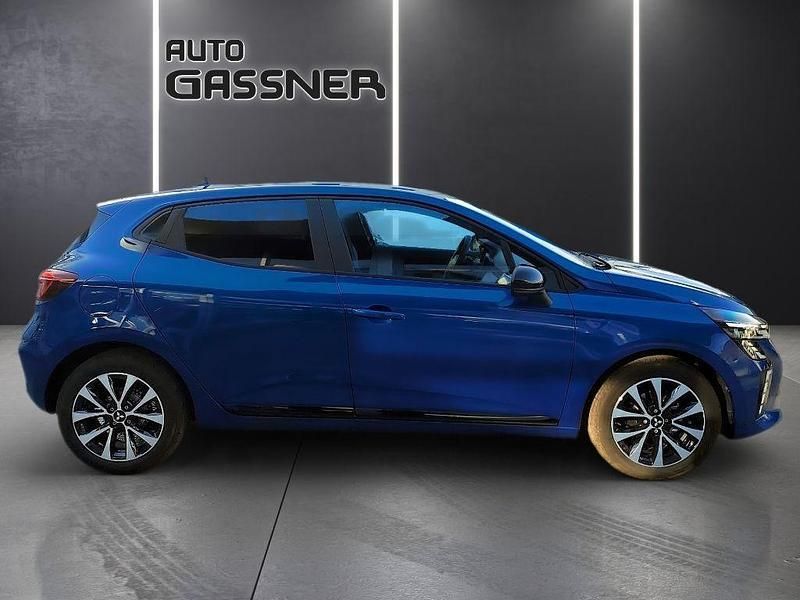Neu Mitsubishi Colt Plus 91 PS (66 kW) 2025 Blau Limousine