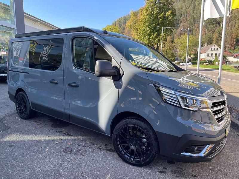 Gebraucht Renault Trafic 170 PS (125 kW) 2025 Urban grey Van / Kleinbus