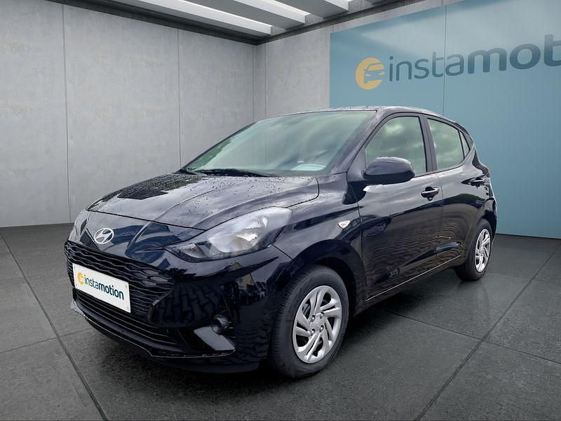 Schwarz Neu 2025 Hyundai i10 Kleinwagen | 16.499 € (Fairer Preis) - Bild 1/4