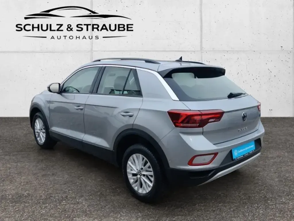 Gebraucht VW T-Roc Life 110 PS (80 kW) 2023 Silber SUV