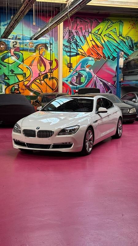 Weiß Gebraucht 2012 BMW 650 Grand Coupé Limousine | 22.500 € - Bild 1/4