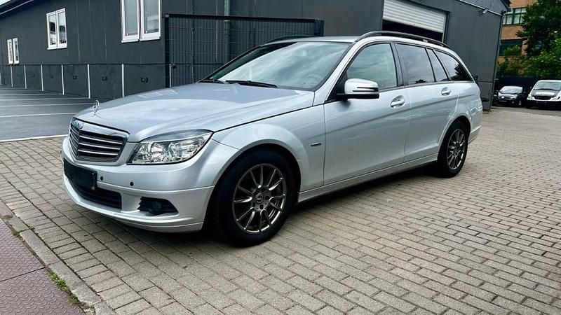 Silber Gebraucht 2010 Mercedes C200 Kombi | 2.999 € (Guter Preis) - Bild 1/4
