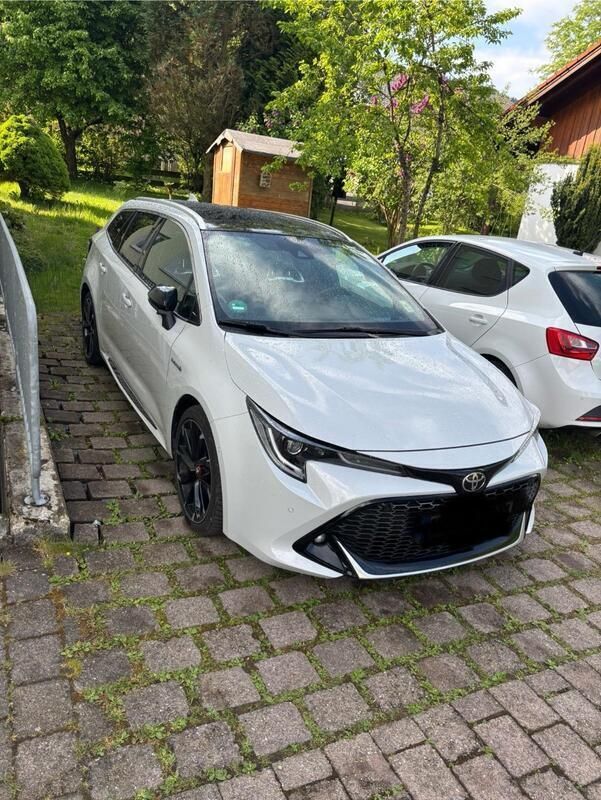Andere außenfarben Gebraucht 2020 Toyota Corolla Sport Kombi | 24.300 € - Bild 1/4