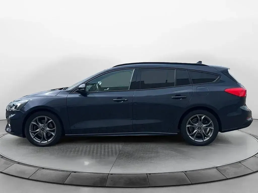 Gebraucht Ford Focus ST-Line 155 PS (114 kW) 2020 Grau Limousine