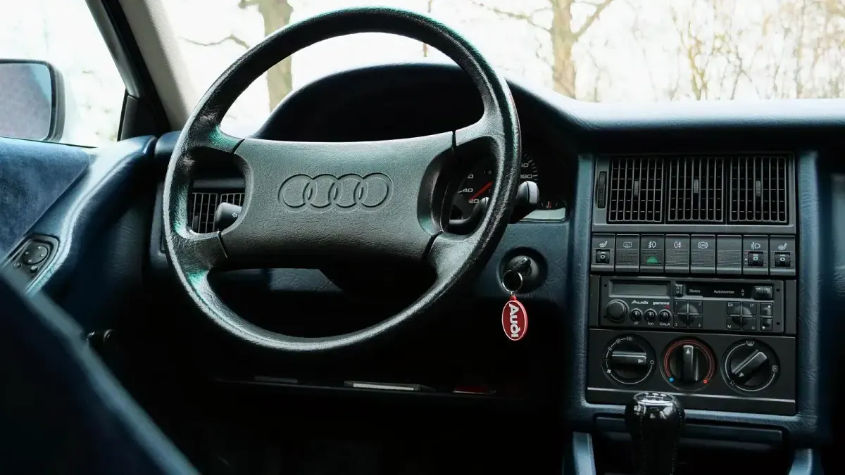 Gebraucht Audi 90 116 PS (85 kW) 1989 Silber Limousine