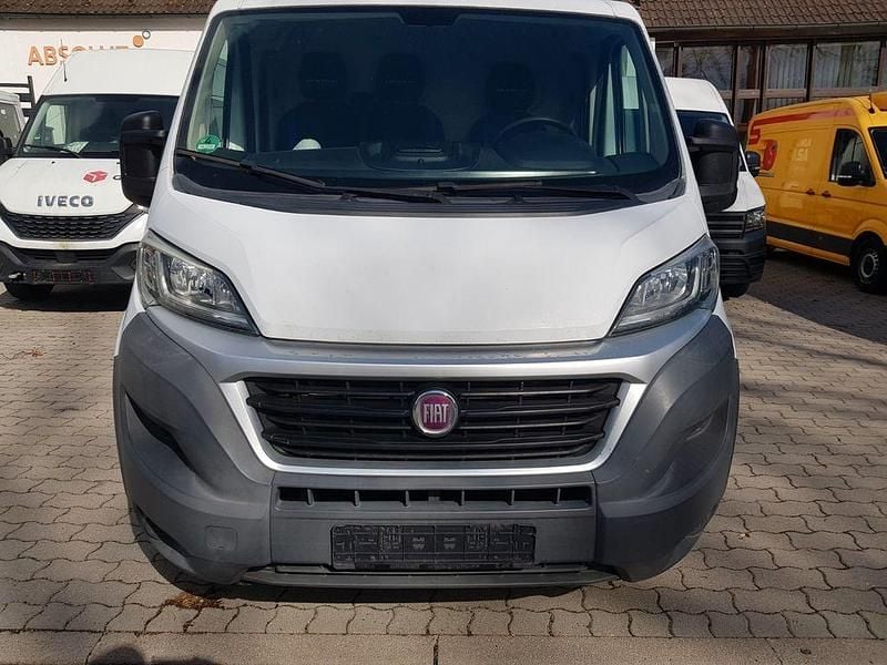 Gebraucht Fiat Ducato 116 PS (85 kW) 2015 Weiß Van