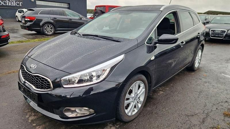 Schwarz Gebraucht 2015 Kia Ceed Sportswagon DREAM-TEAM Edition Kombi | 8.999 € (Fairer Preis) - Bild 1/4