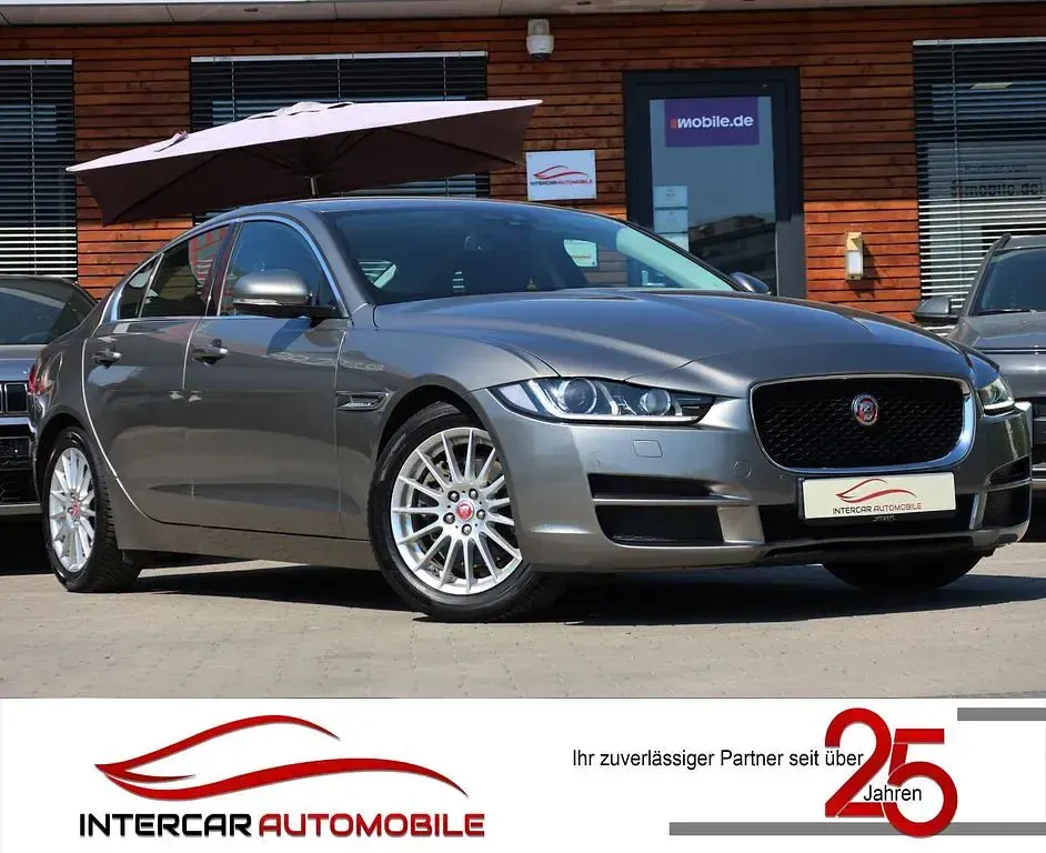Gebraucht Jaguar XE Prestige 163 PS (119 kW) 2018 Limousine